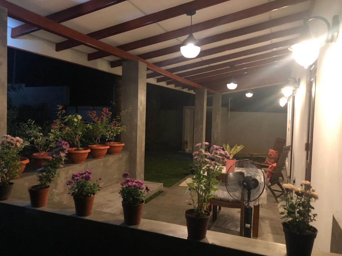 LOHAS Villa Hiriketiya-Air Conditioned Rooms -WiFi Dikwella Esterno foto