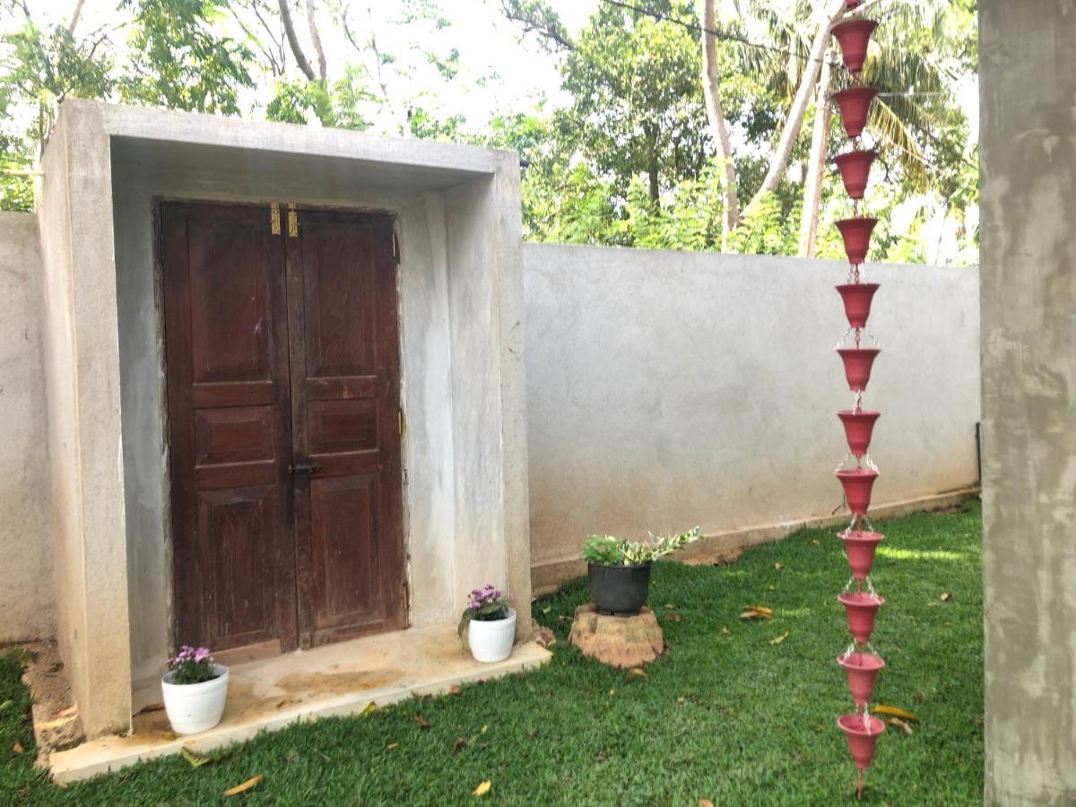 LOHAS Villa Hiriketiya-Air Conditioned Rooms -WiFi Dikwella Esterno foto