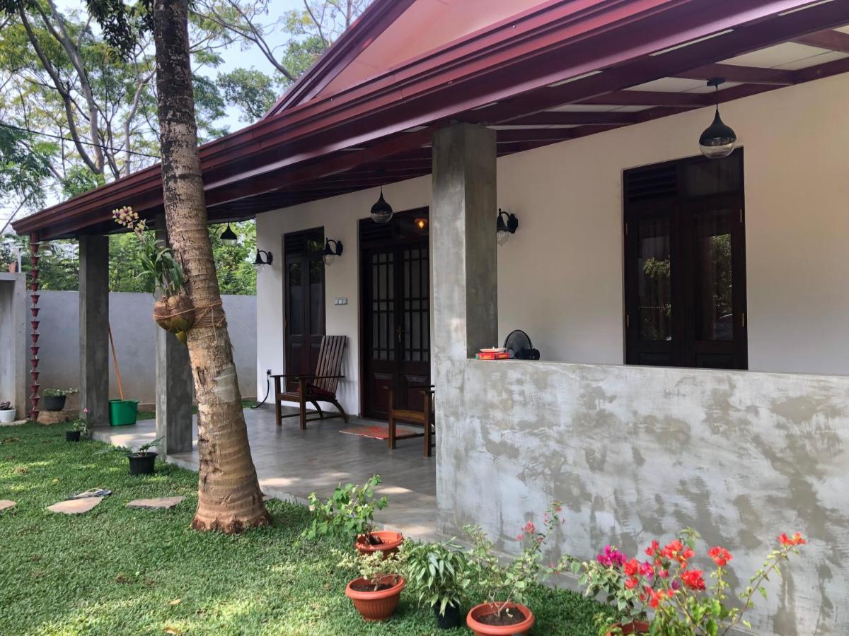 LOHAS Villa Hiriketiya-Air Conditioned Rooms -WiFi Dikwella Esterno foto