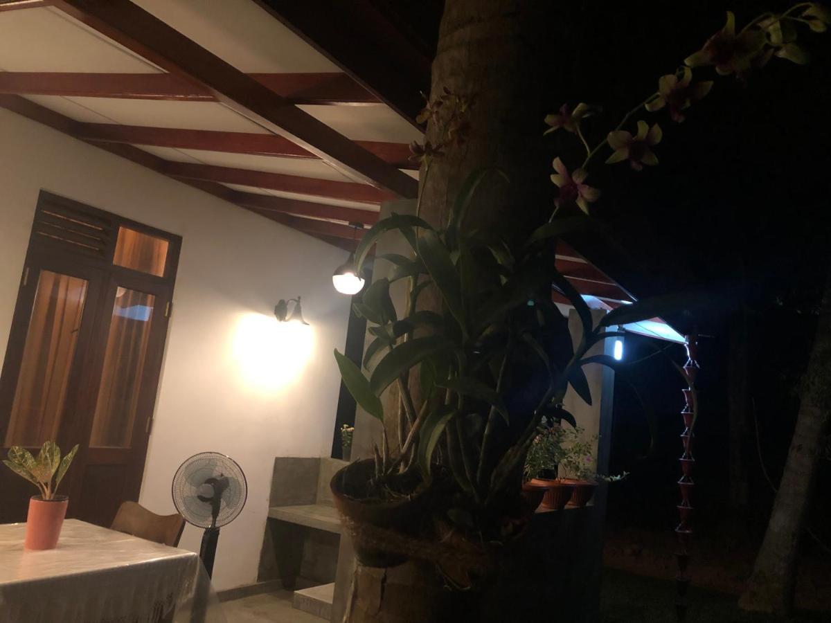 LOHAS Villa Hiriketiya-Air Conditioned Rooms -WiFi Dikwella Esterno foto